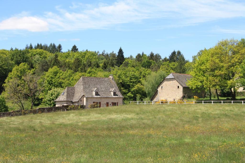 Auberge De Saint Julien Aux Bois Saint-Julien-aux-Bois Exterior foto